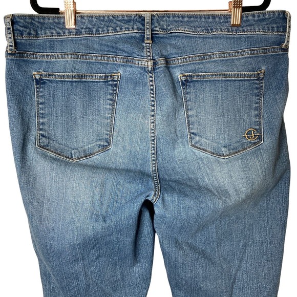 Cookie Johnson Jeans Womens Size 18W Medium Wash Plus Stretch - Picture 8 of 10